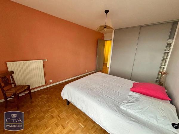 Appartement à louer 4 pièces 115.53m²