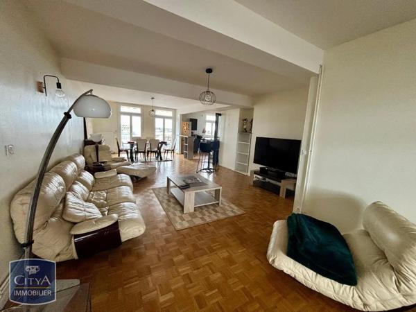 Appartement à louer 4 pièces 115.53m²