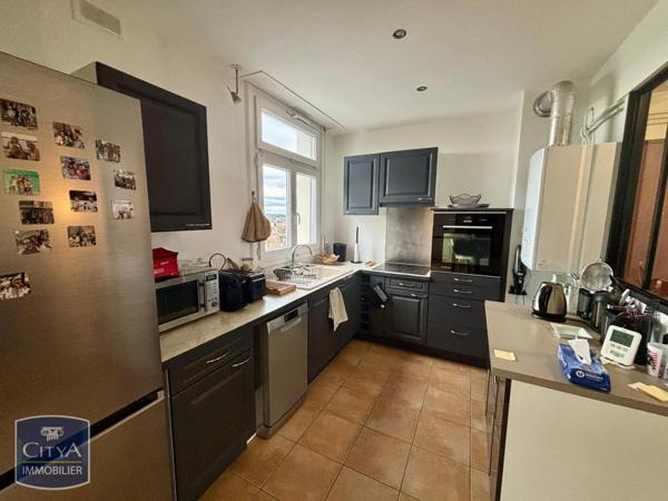 Appartement à louer 4 pièces 115.53m²