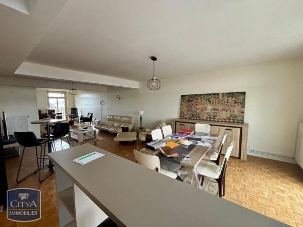 Appartement à louer 4 pièces 115.53m²