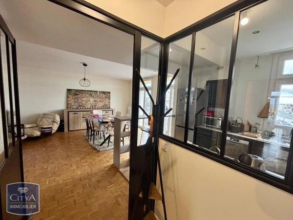 Appartement à louer 4 pièces 115.53m²