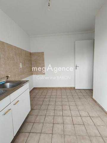 Appartement à COGNAC, 16100 - 4 pièces 82m²