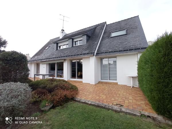 Maison tradionnelle avec belles prestations - Proche bourg de Pluneret et campagne. , Pluneret