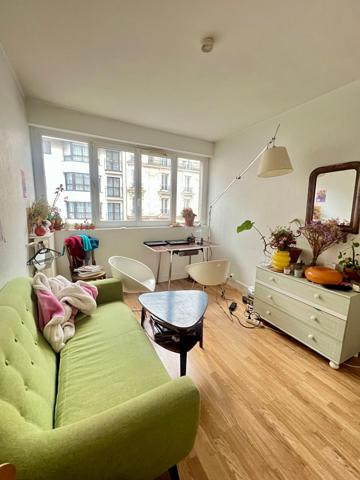 Appartement 2 pièces Paris 18 ème