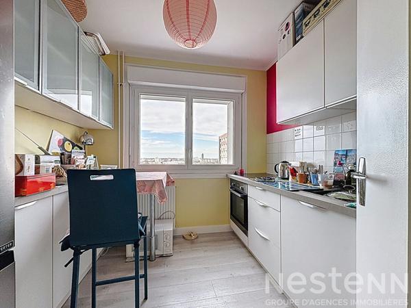 T2, Vue dégagée, Bords de Sèvre, Commerces, Ecoles, Tramway, Bus, Busway, Stationnement, Cave