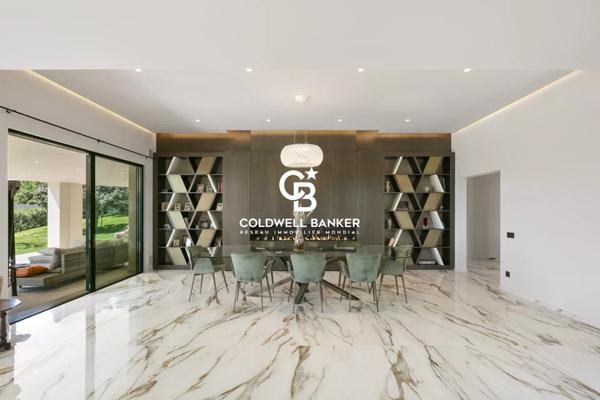 Maison 15 pièces à vendre St Paul - 06570 / Réf: 86487471