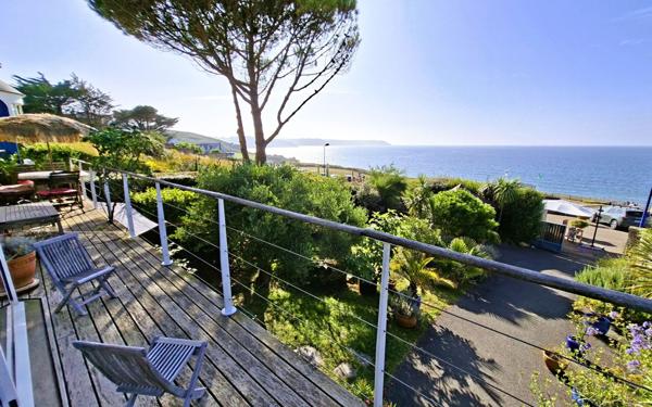 Maison à vendre    5 pièces •  Locquirec