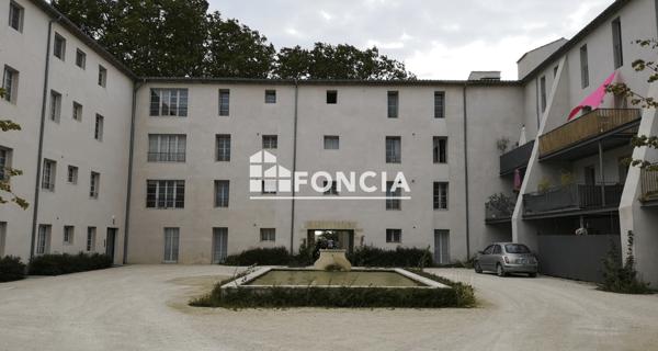 Location Studio 38.4 m² - Le Pontet 84130