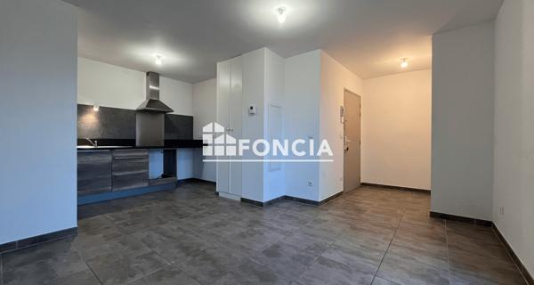 Location Studio 38.4 m² - Le Pontet 84130