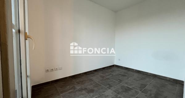 Location Studio 38.4 m² - Le Pontet 84130