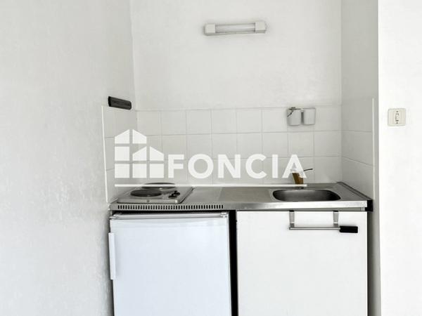 Location Studio 38.11 m² - 21 RUE DE LA COMMANDERIE Nancy 54000