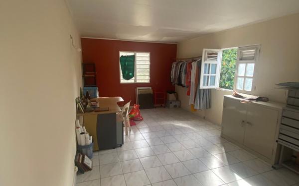 Maison à vendre    6 pièces •  Fort-de-France