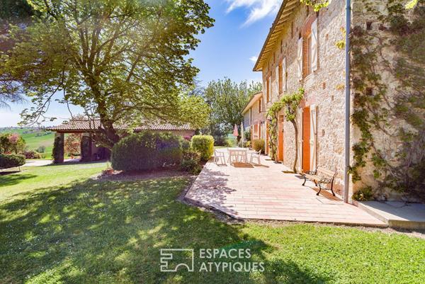 Bâtisse de charme avec dépendance, parc et piscine