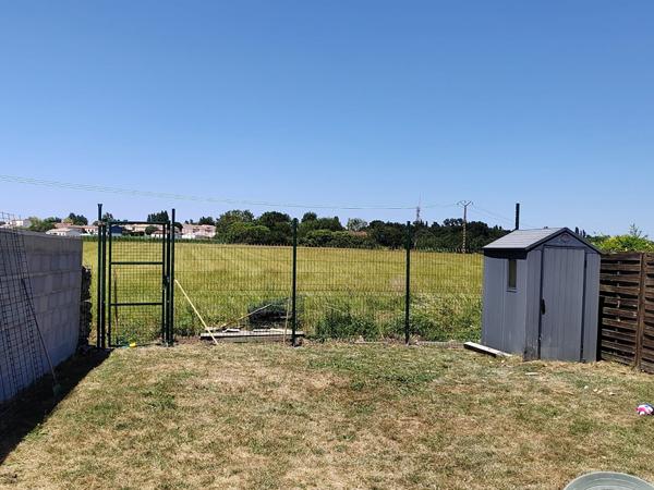 ROCHEFORT -  Pavillon 3 chambres avec jardin, garage et sous-sol