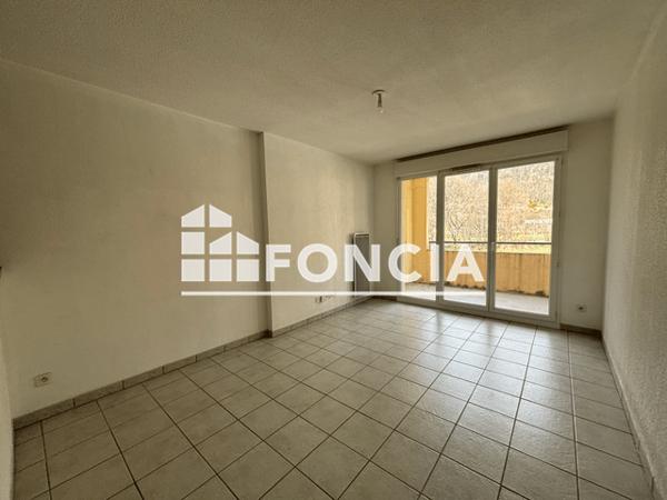 Location Appartement 2 pièces 35.84 m² - 38 RUE DU DOCTEUR HENRI BRACHET Albertville 73200