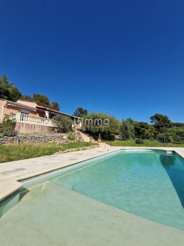 Maison individuelle 130m2, piscine, garage