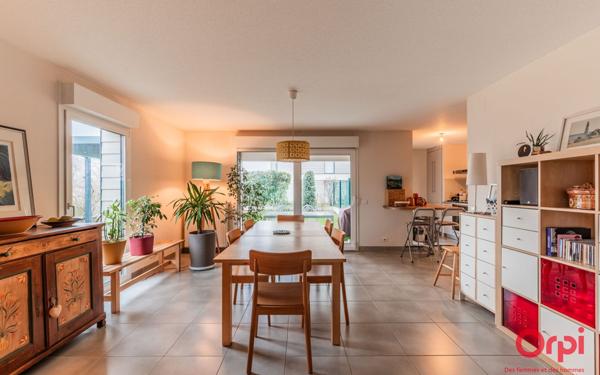 Appartement à vendre    5 pièces • 118 m2 Souffelweyersheim