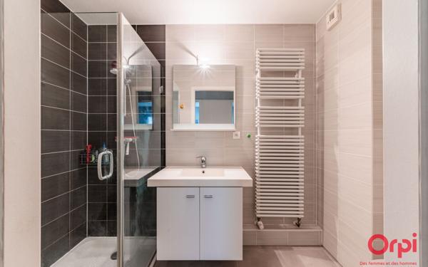 Appartement à vendre    5 pièces • 118 m2 Souffelweyersheim