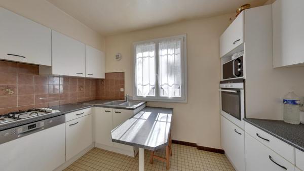 Maison Noisy Le Sec 8 pièce(s) 128 m² + 74 m² de garage