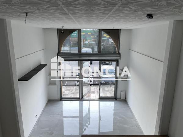 Location Local commercial 1 pièce - Saint-martin-d'hères 38400