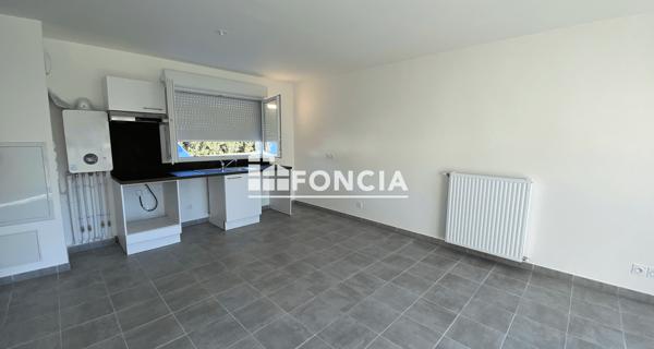 Location Maison 4 pièces 81.2 m² - Bédarrides 84370