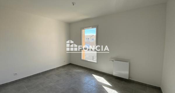 Location Maison 4 pièces 81.2 m² - Bédarrides 84370