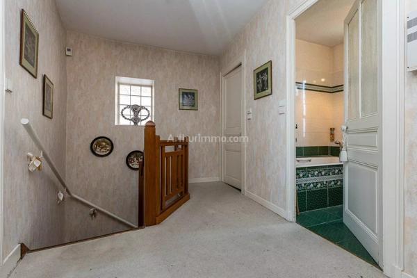 Vente                                                      Maison
                        
                     4 pièces                      116 m2                     à Les Avenières Veyrins-Thuellin