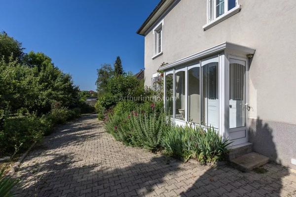 Vente                                                      Maison
                        
                     4 pièces                      116 m2                     à Les Avenières Veyrins-Thuellin