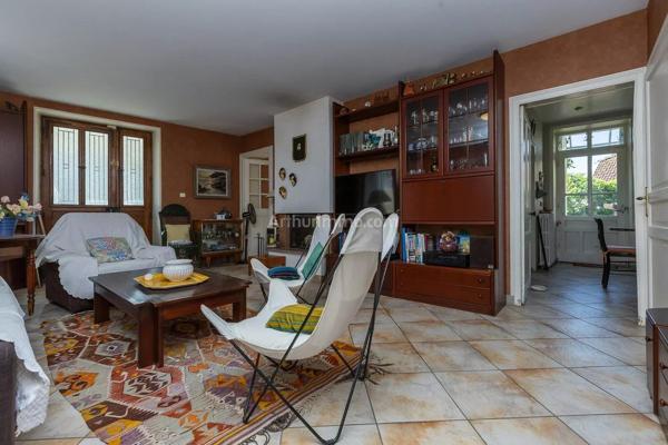 Vente                                                      Maison
                        
                     4 pièces                      116 m2                     à Les Avenières Veyrins-Thuellin