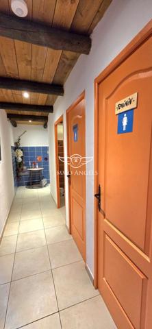 Propriété de caractère avec domaine viticole en AOP Costières de Nîmes