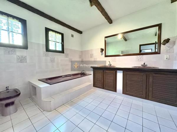 Vente Maison 4 pièces 126 m2 à Puget-sur-Argens