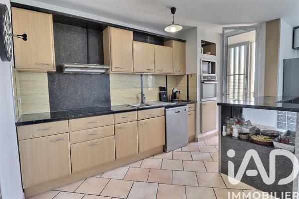 Appartement à vendre 3 pièces 74,45 m² Marseille 10