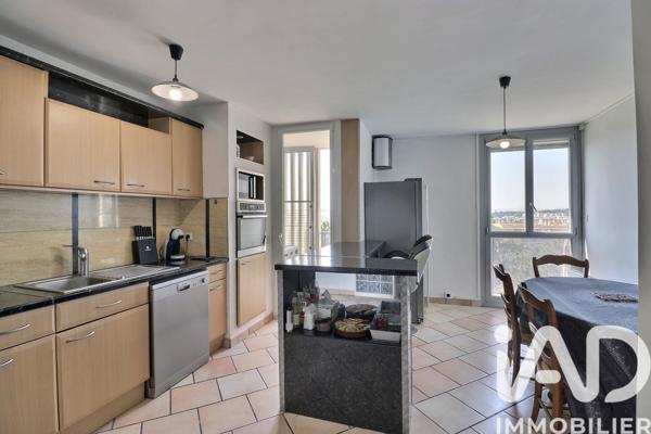 Appartement à vendre 3 pièces 74,45 m² Marseille 10