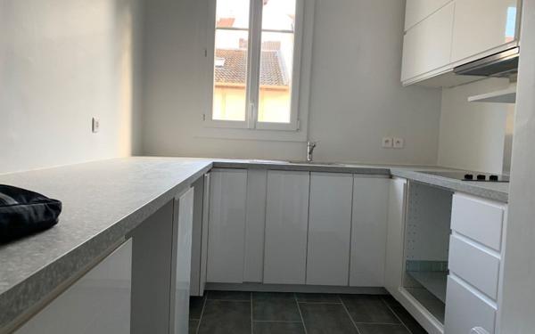 Appartement à louer    3 pièces • 57,87 m2 Charenton-le-Pont