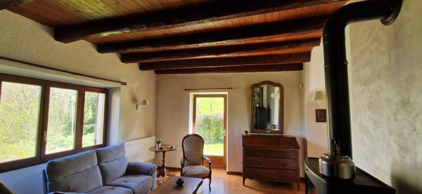 Charmant corps de ferme à 3' du lac d'Aiguebelette- 25' de Chambéry. 1h de LYON.