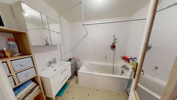 ASNIÈRES-SUR-SEINE - GARE - SUPERBE 3 PIÈCES DE 74 M²
