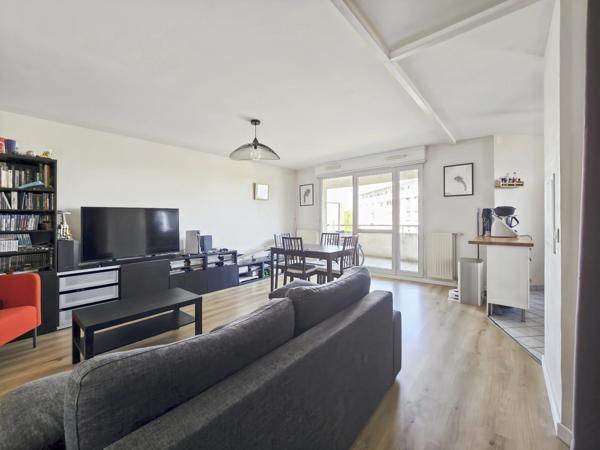 Appartement à vendre 3 pièces, T3, 68 m2 GUYANCOURT (78)