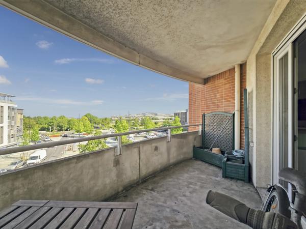 Appartement à vendre 3 pièces, T3, 68 m2 GUYANCOURT (78)