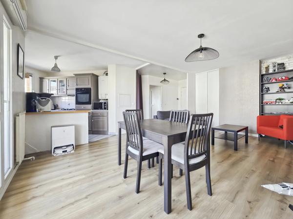 Appartement à vendre 3 pièces, T3, 68 m2 GUYANCOURT (78)