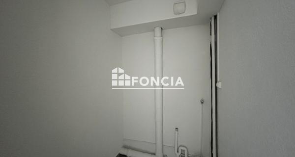 Location Appartement 3 pièces 68 m² - Neuville-sur-saône 69250