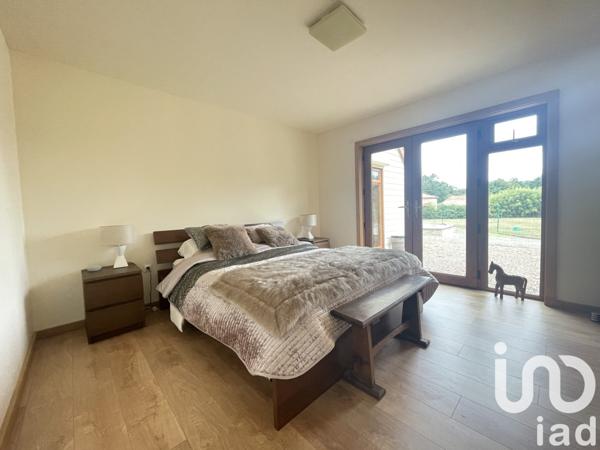 Maison à vendre 7 pièces 200 m² Château-Garnier