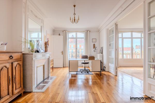 Vente Appartement 240m 2 - 5 chambre(s) - La Madeleine, Botanique • Réf. VA26627