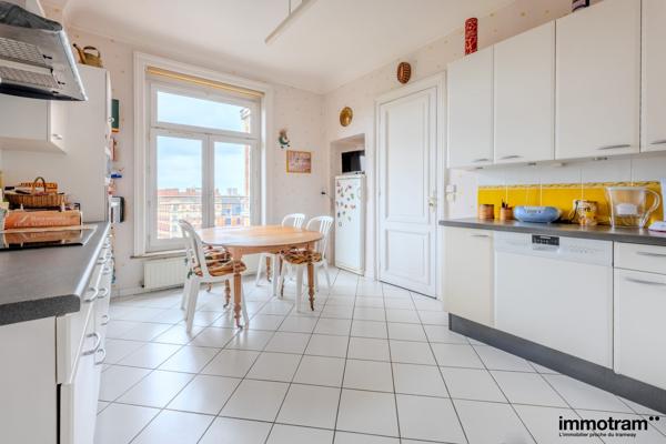 Vente Appartement 240m 2 - 5 chambre(s) - La Madeleine, Botanique • Réf. VA26627
