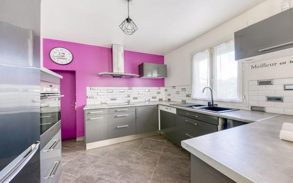 Maison à vendre    4 pièces • 75 m2 Ozoir-la-Ferrière