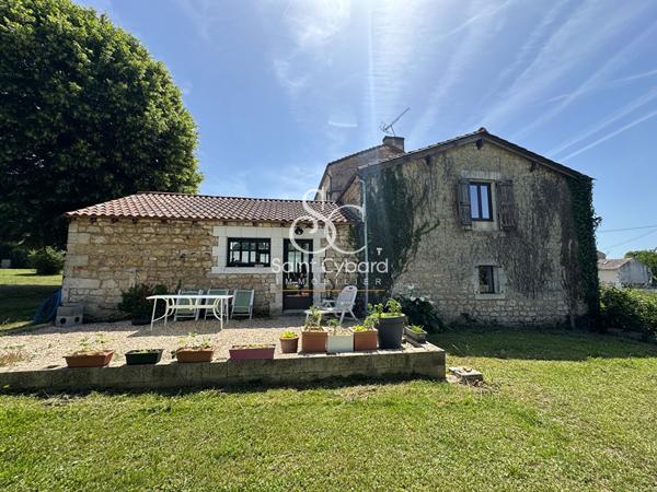 Angoulême – Ensemble immobilier de 265m² environ