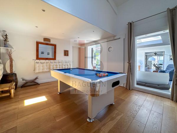 Maison 4 chambres, jardin clos et garage