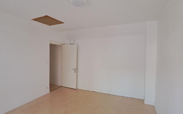 Maison à louer    3 pièces • 70 m2 Châtillon-Coligny