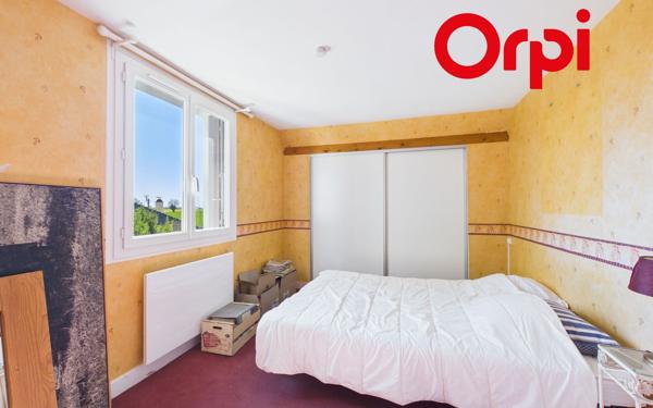 Maison à vendre    5 pièces •  Bernay