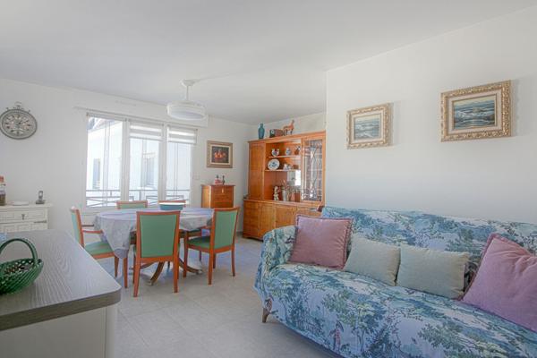 Appartement 2 pièces 47 m² + cave et parking