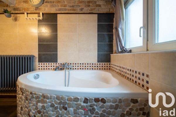 Appartement 5 pièces de 126 m² à Woippy (57140)